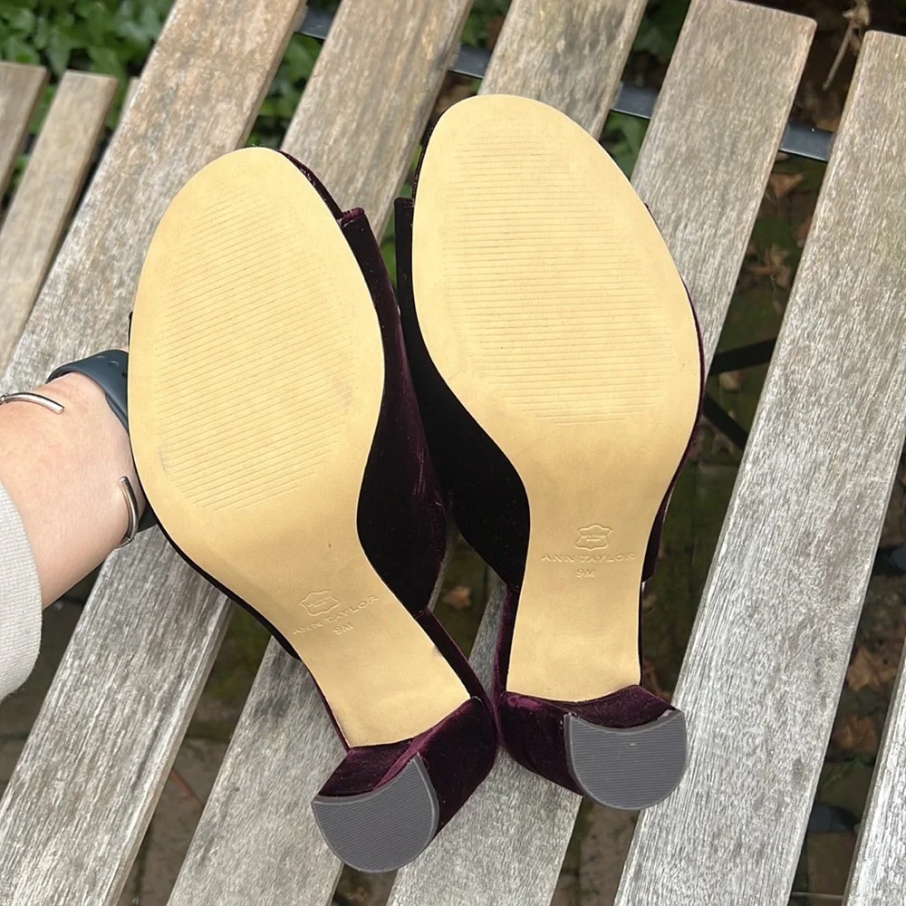 velvet dark purple ann taylor mules, size 9 - Picture 4 of 7